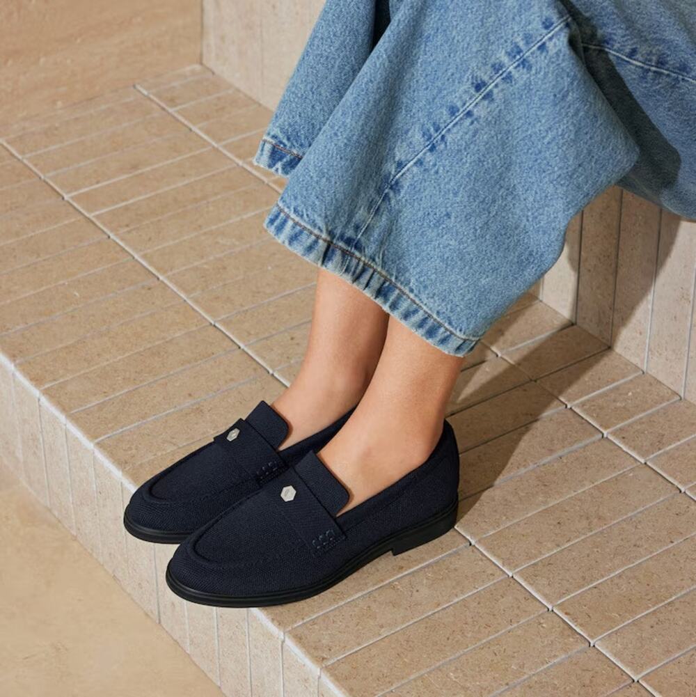 Vivaia Liana Classic Penny Loafers OldMoney Minimalist Navy Classic Comfort 10.5